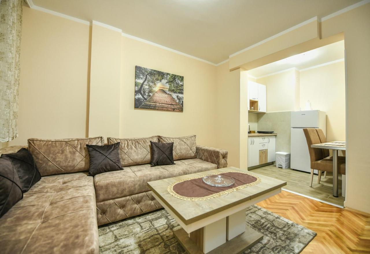Apartman Centar 2 Ποντγορίτσα Εξωτερικό φωτογραφία
