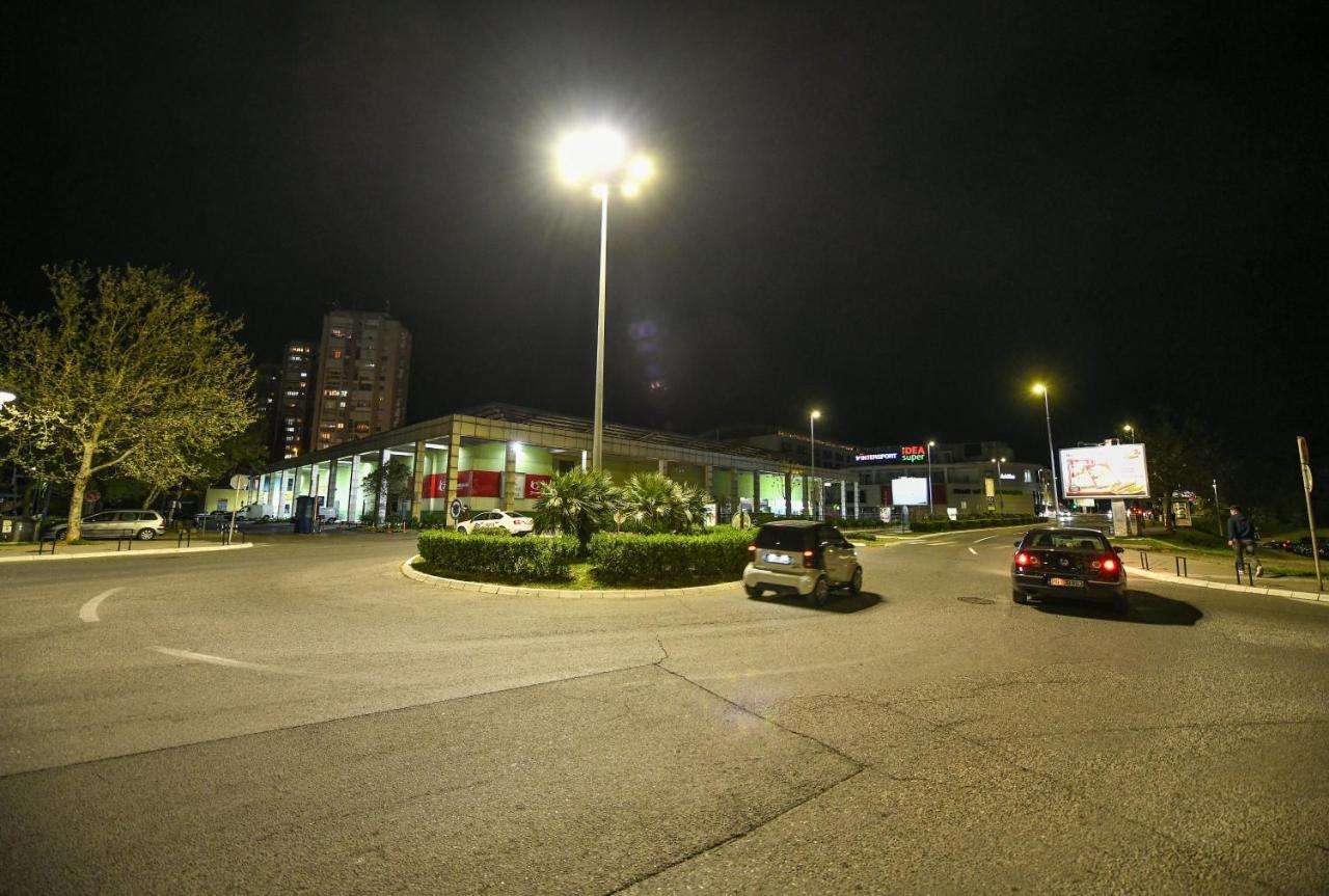 Apartman Centar 2 Ποντγορίτσα Εξωτερικό φωτογραφία